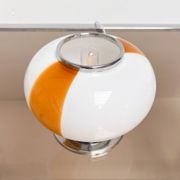 Lampe de table en verre opale italienne, années 1960