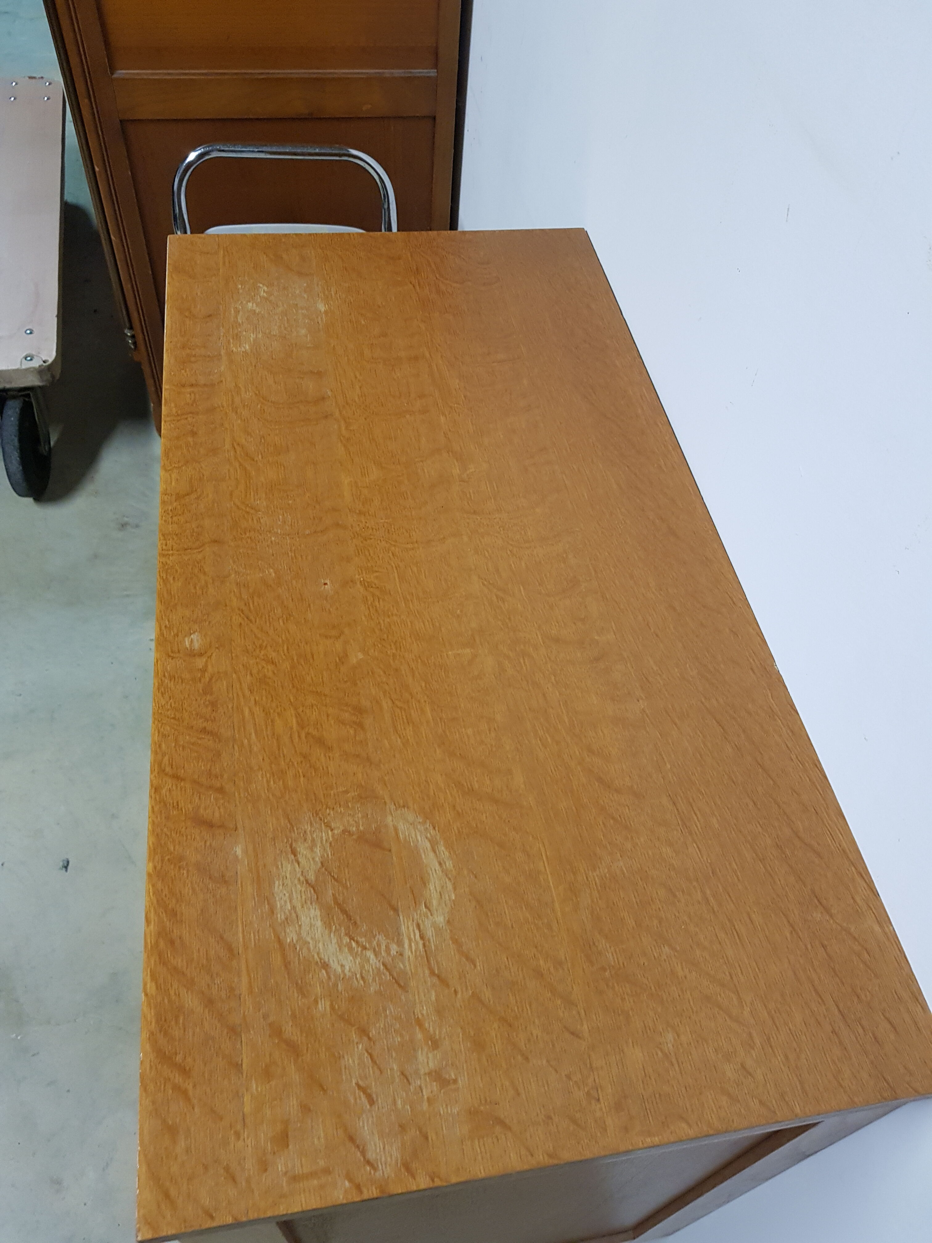 Vintage chest of drawers