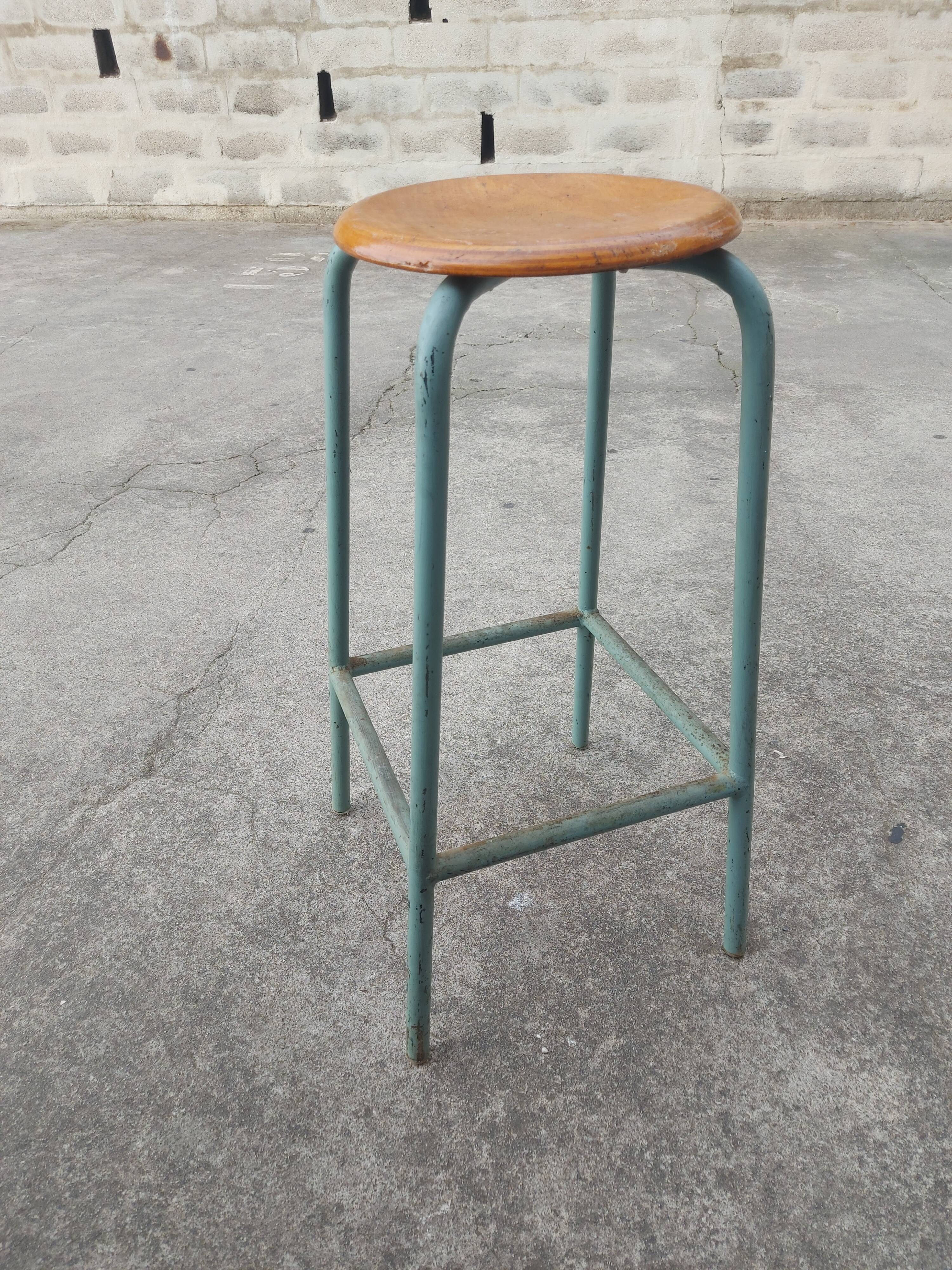 Workshop stool