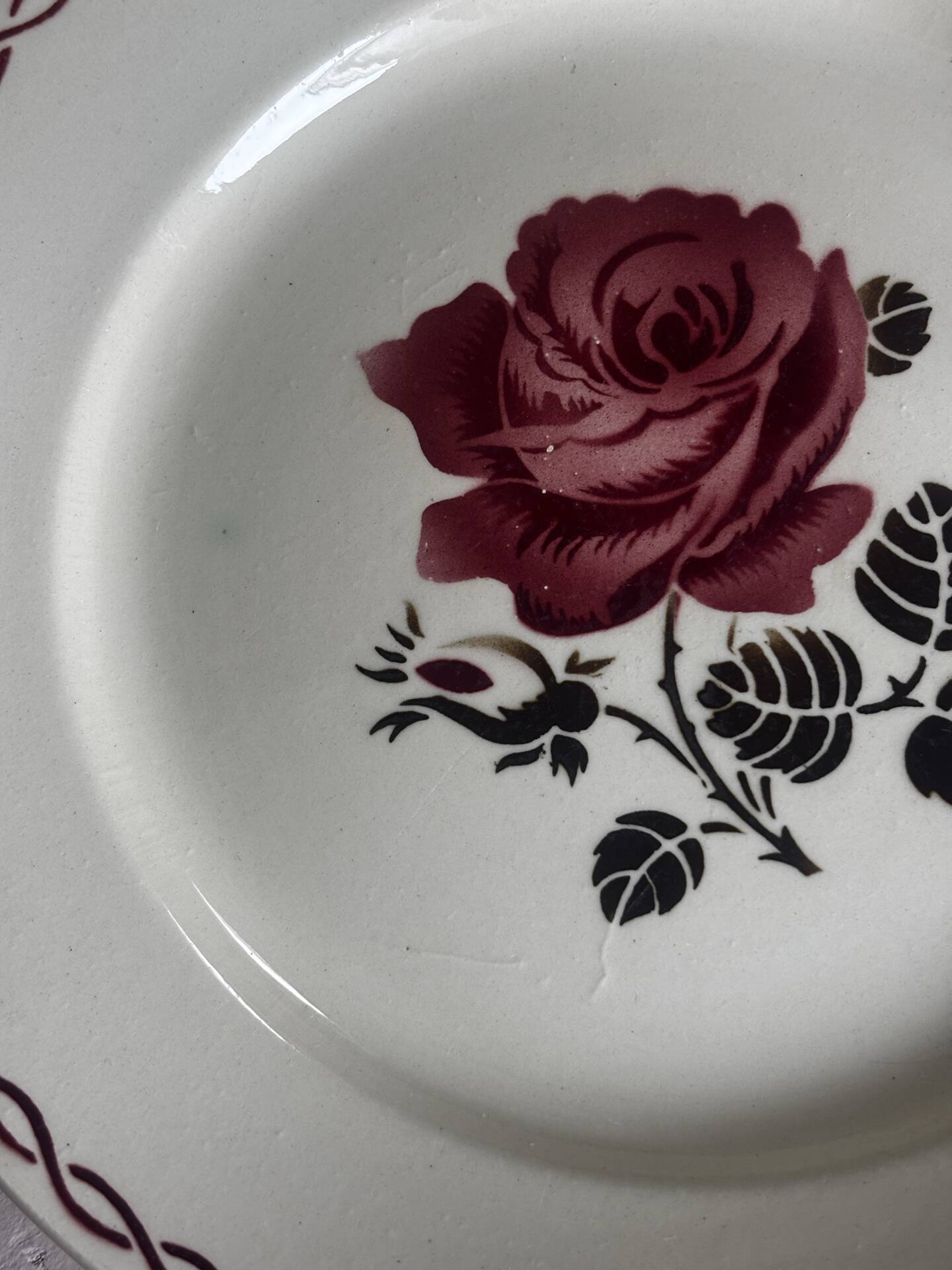 Set of 7 flat plates Badonviller Germaine