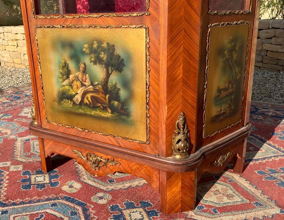 Showcase Marquetry and Bronze Style Louis XVI