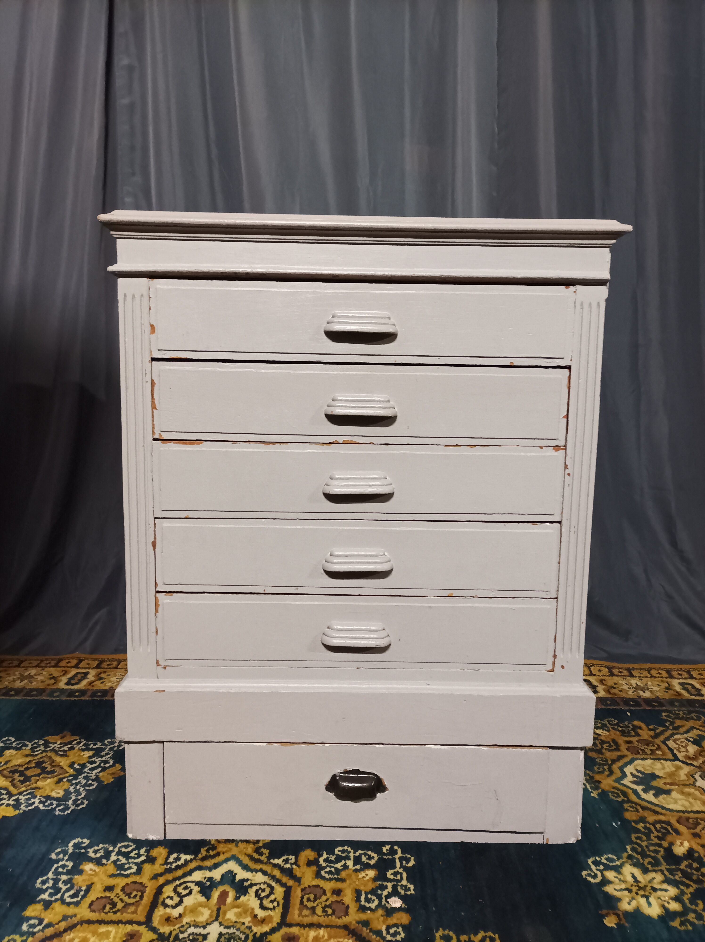 Desk furniture loom with drawers