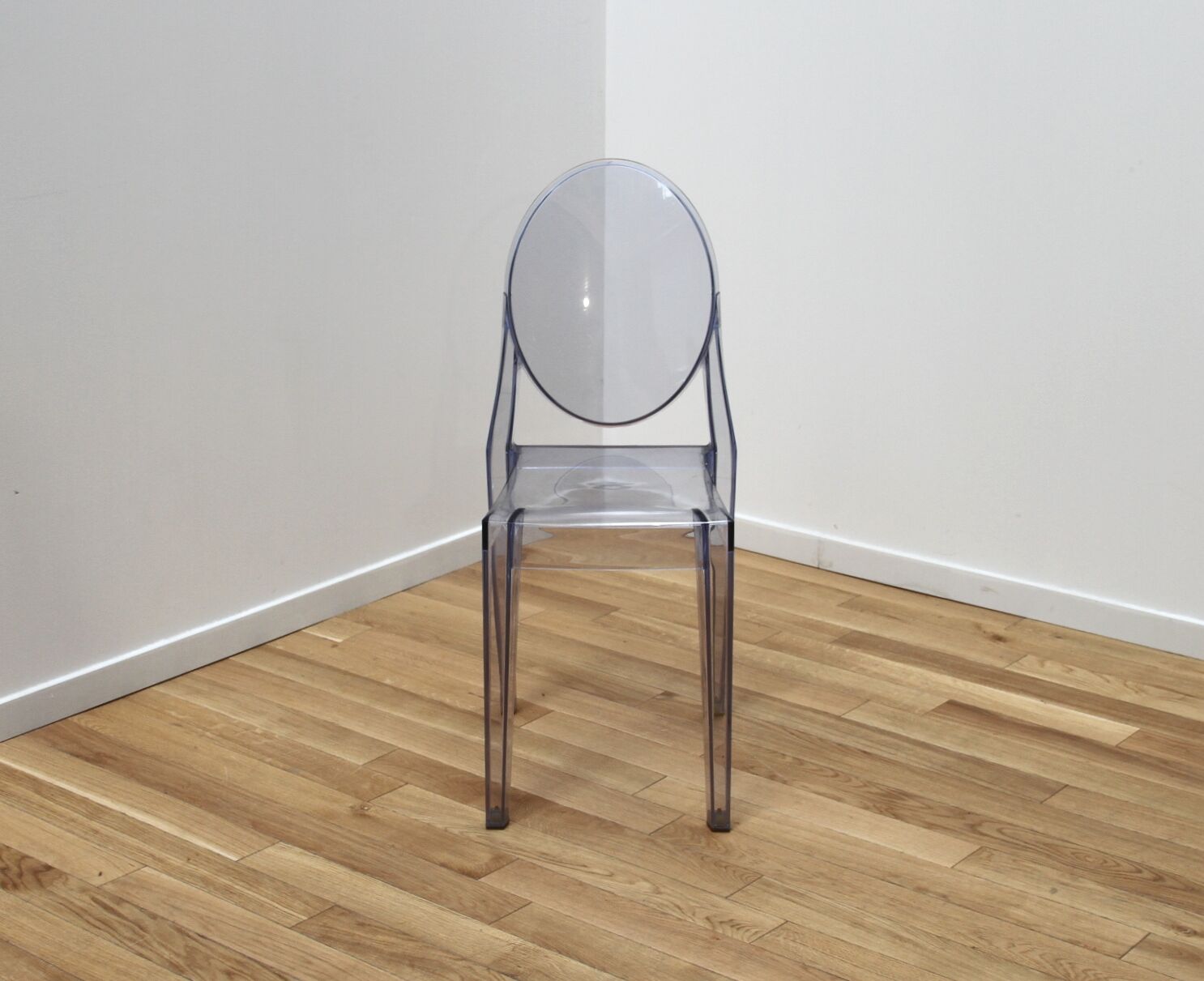 Victoria Ghost Chair, Philippe Starck, Kartell