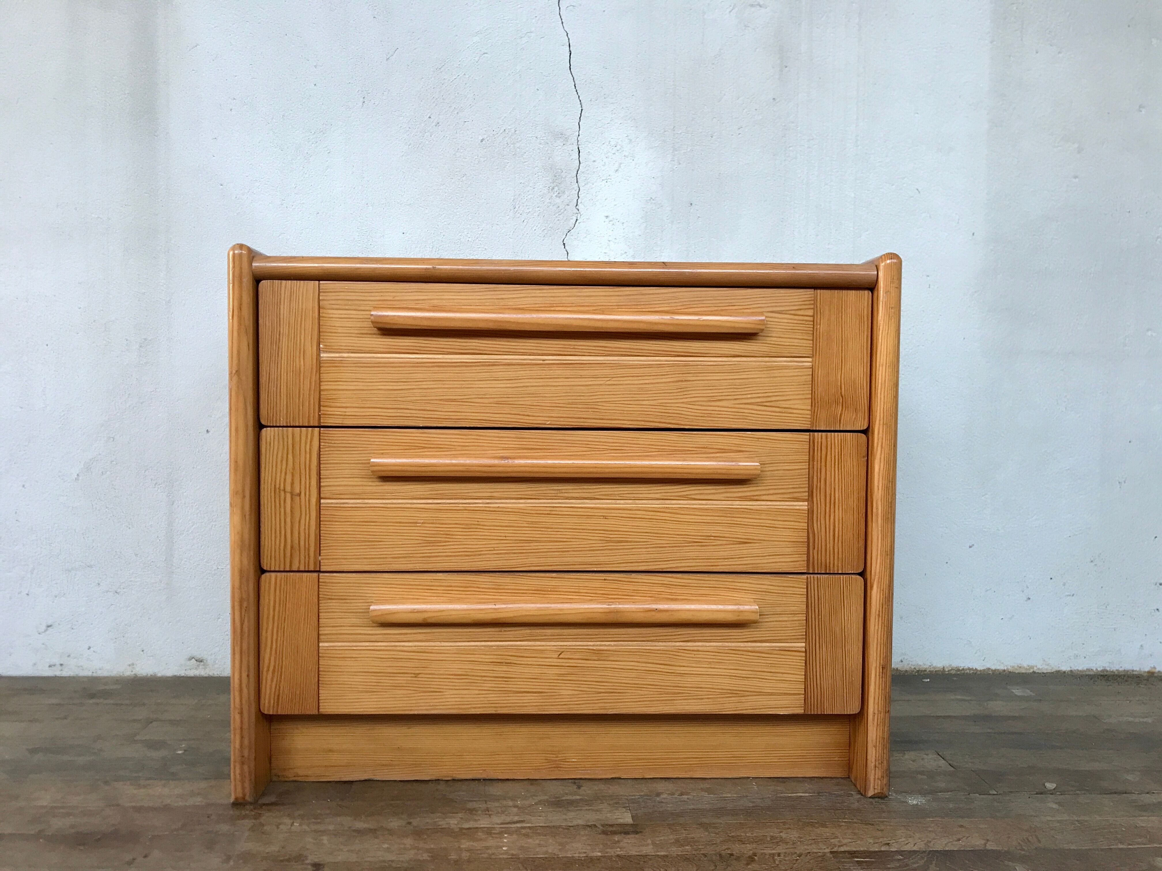 Gautier dresser 1970