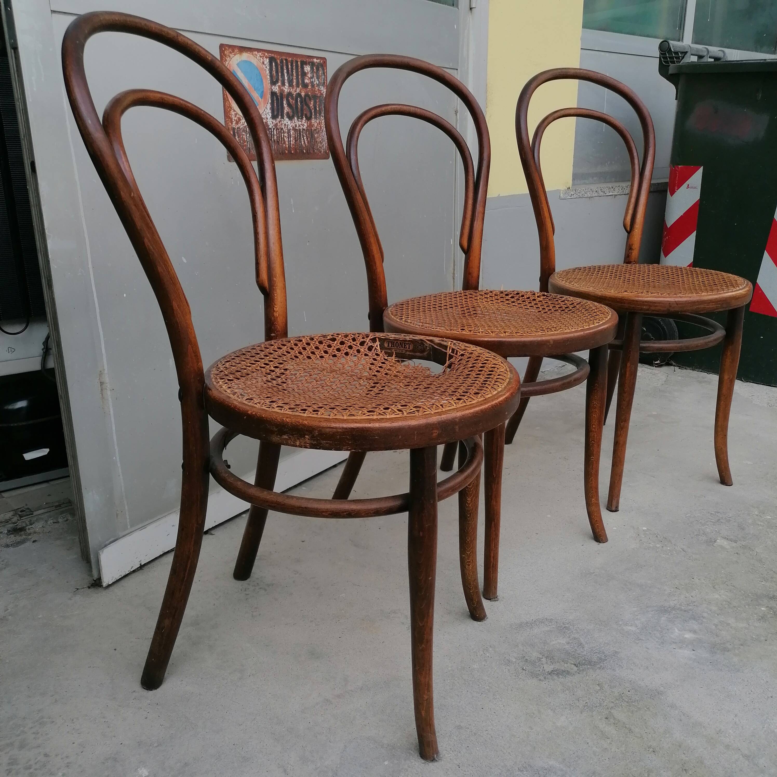 7 Chairs Marche Gebrüder Thonet and Wackerlin & C. original model no. 18