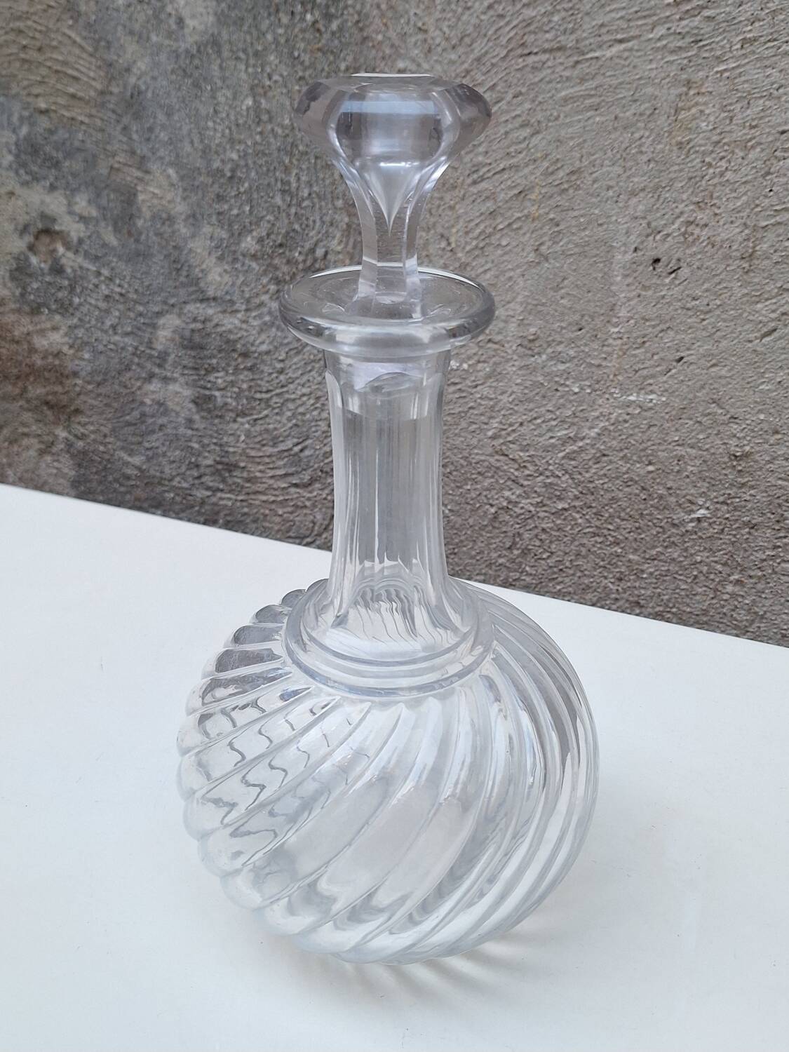 Baccarat molded crystal decanter, twisted bamboo