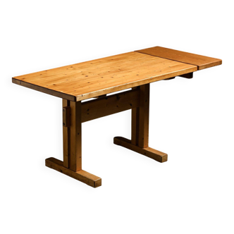 Extendable table in solid pine, Les Arcs, circa 1970