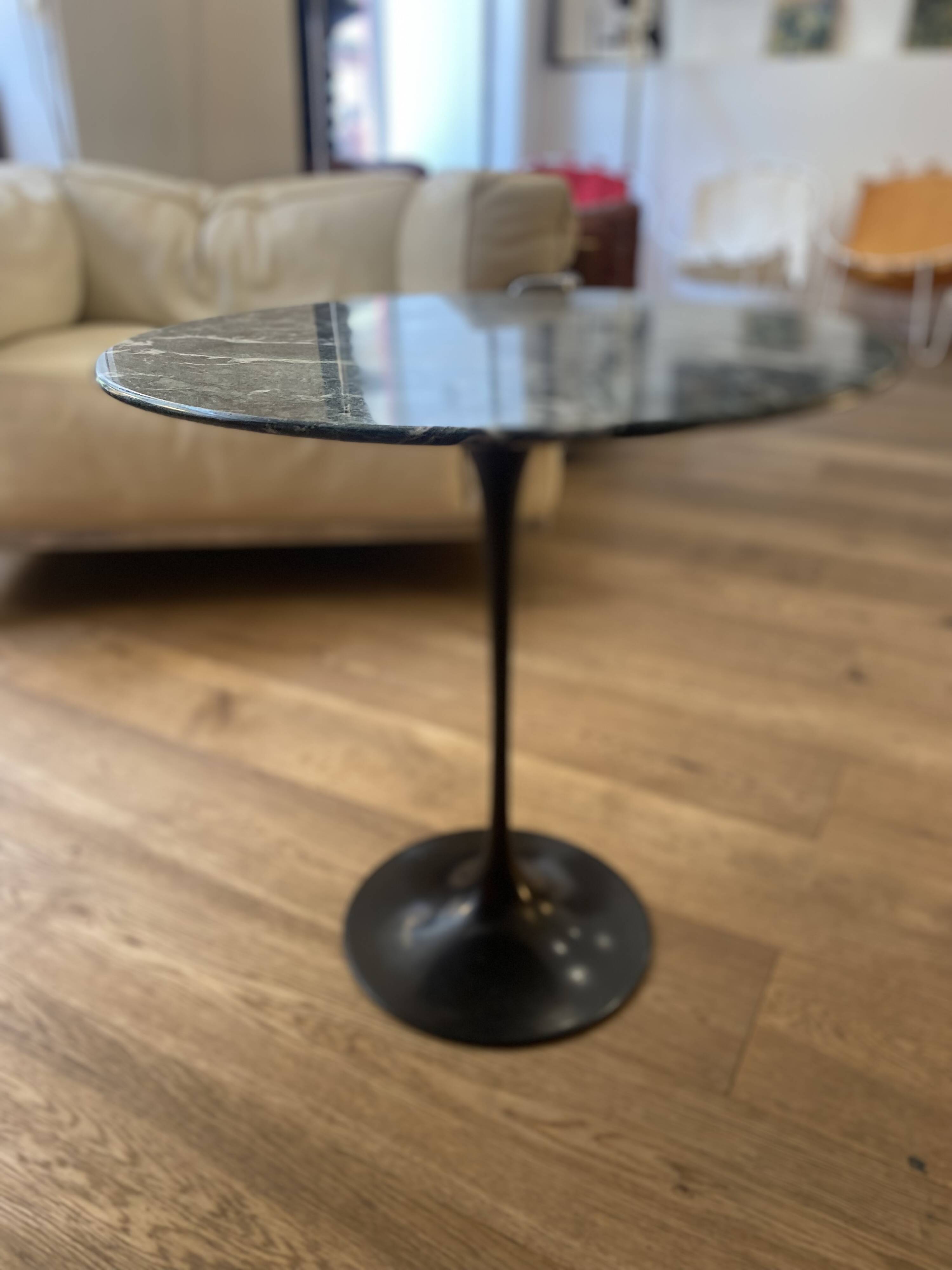 Side table/guéridon Tulipe - Knoll - Verde Alpi marble