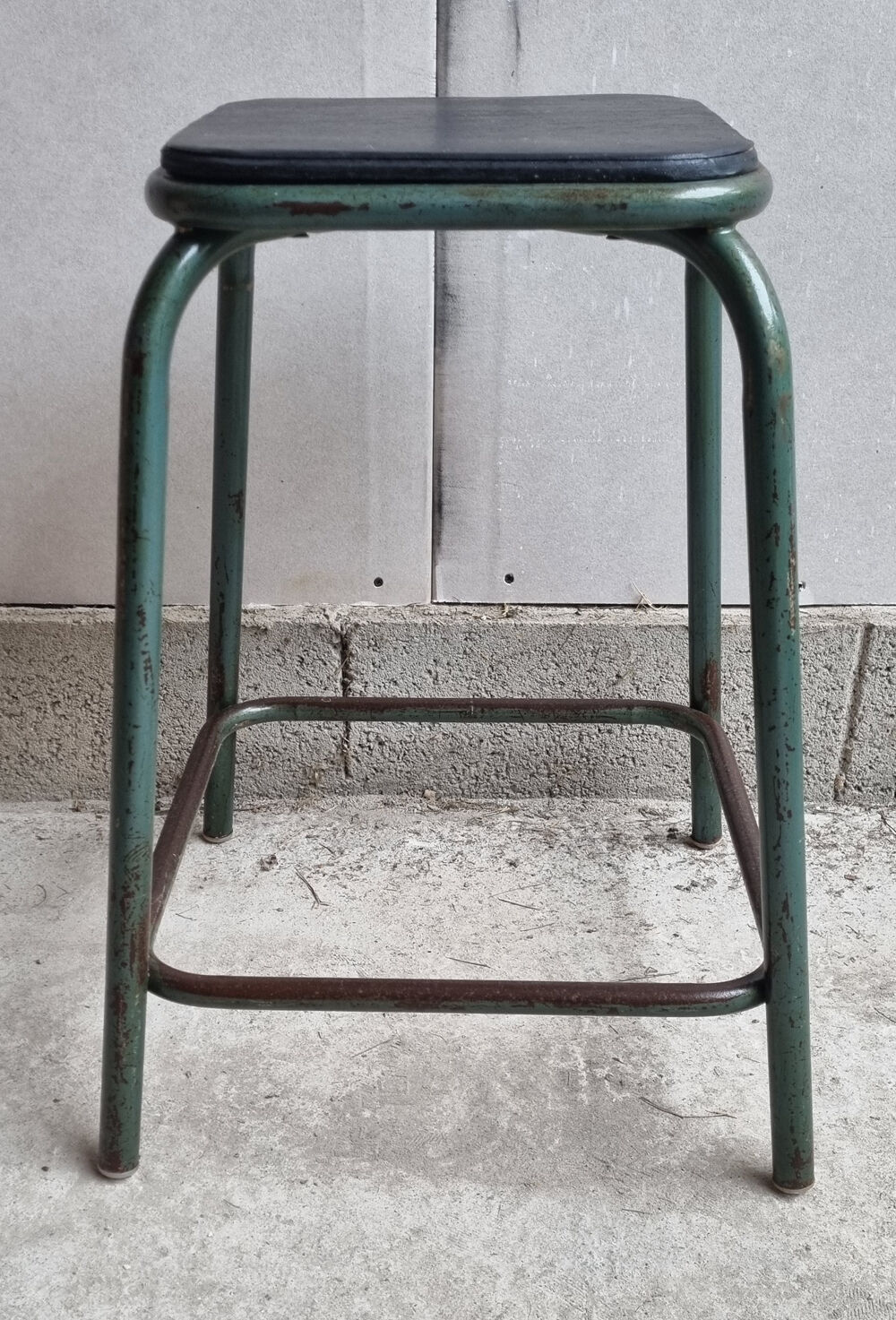 Industrial stools, Gaston Cavaillon for Mullca, vintage