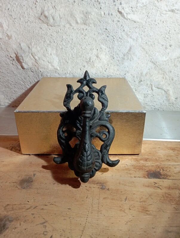 Antique cast iron door knocker/hammer
