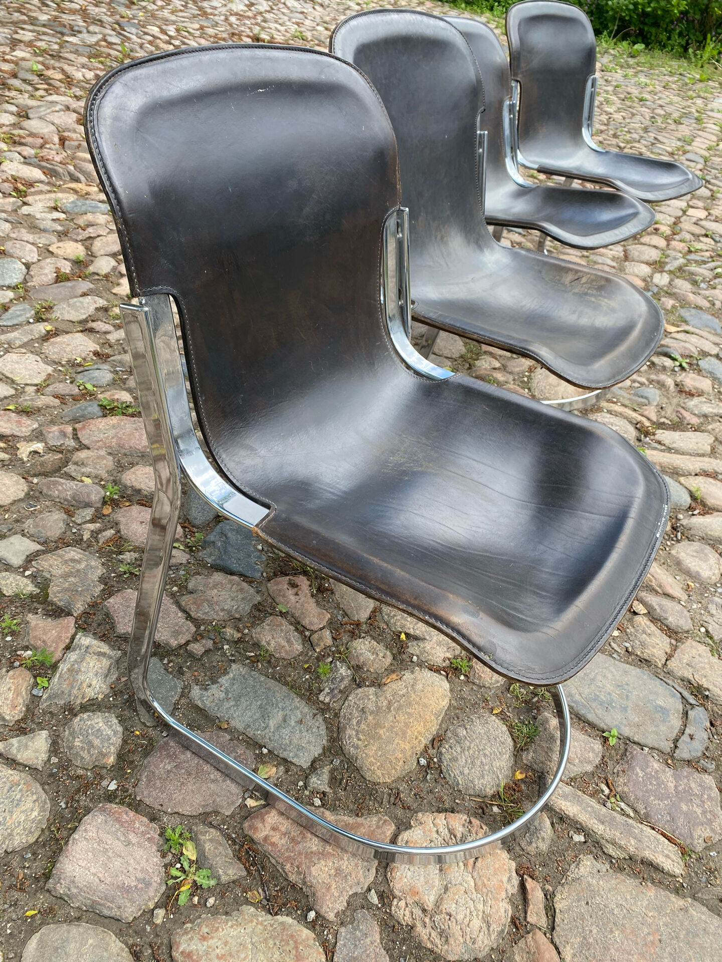 Dining chairs by Willy Rizzo