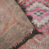 Moroccan pink carpet 146 x 322 cm