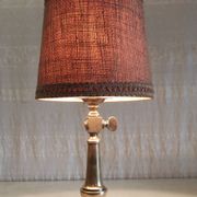 Lampe à poser en laiton doré et lin - mid. XXeme