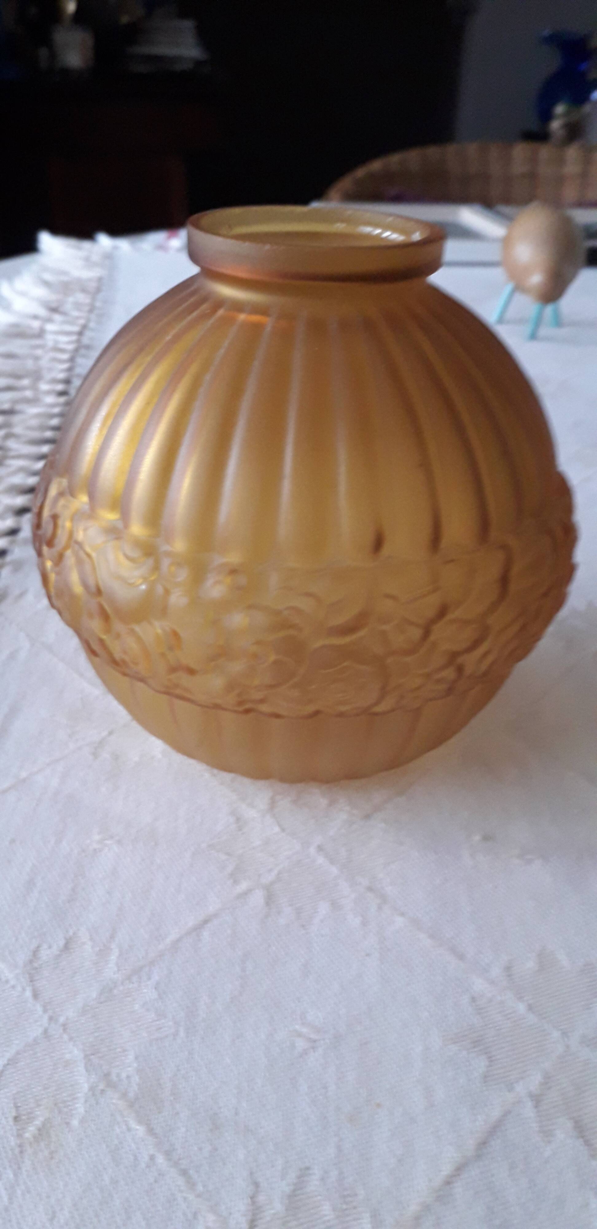 Art Deco frosted glass vase signed CLA France