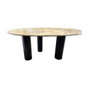 table a manger marbre et pieds acier