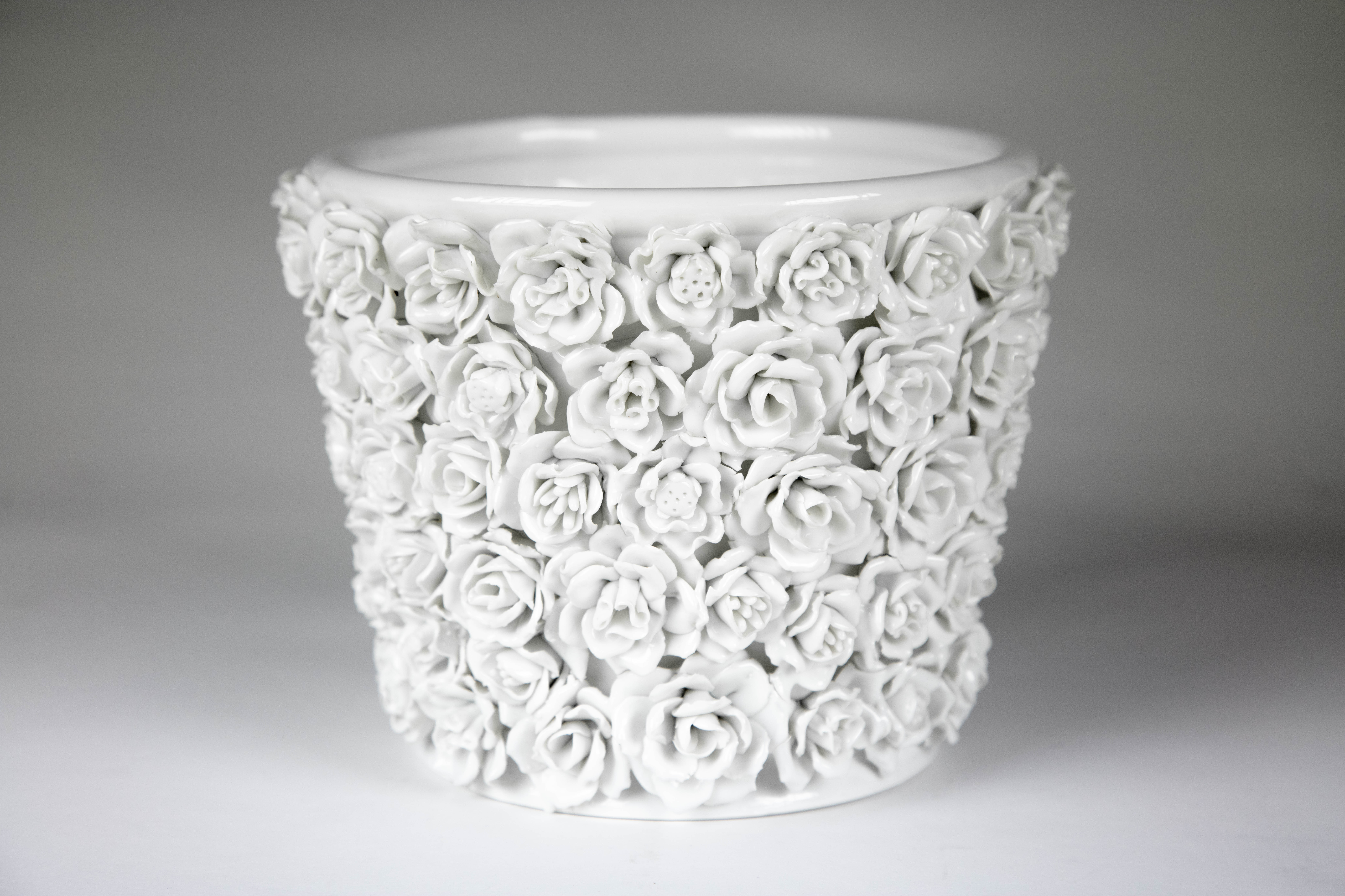 White earthenware pot cover "coco camellias" style 100 unique flowers