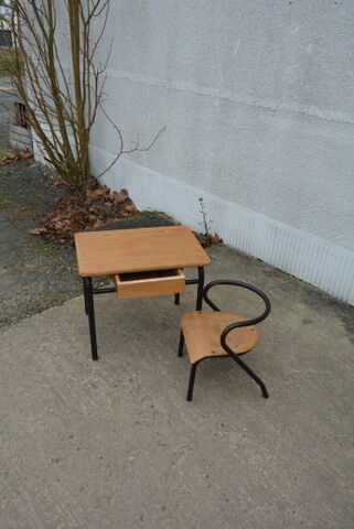 Desk and chair for toddler