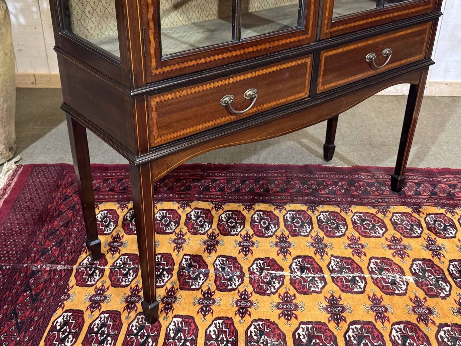 Vitrine anglaise en acajou fin XIXème