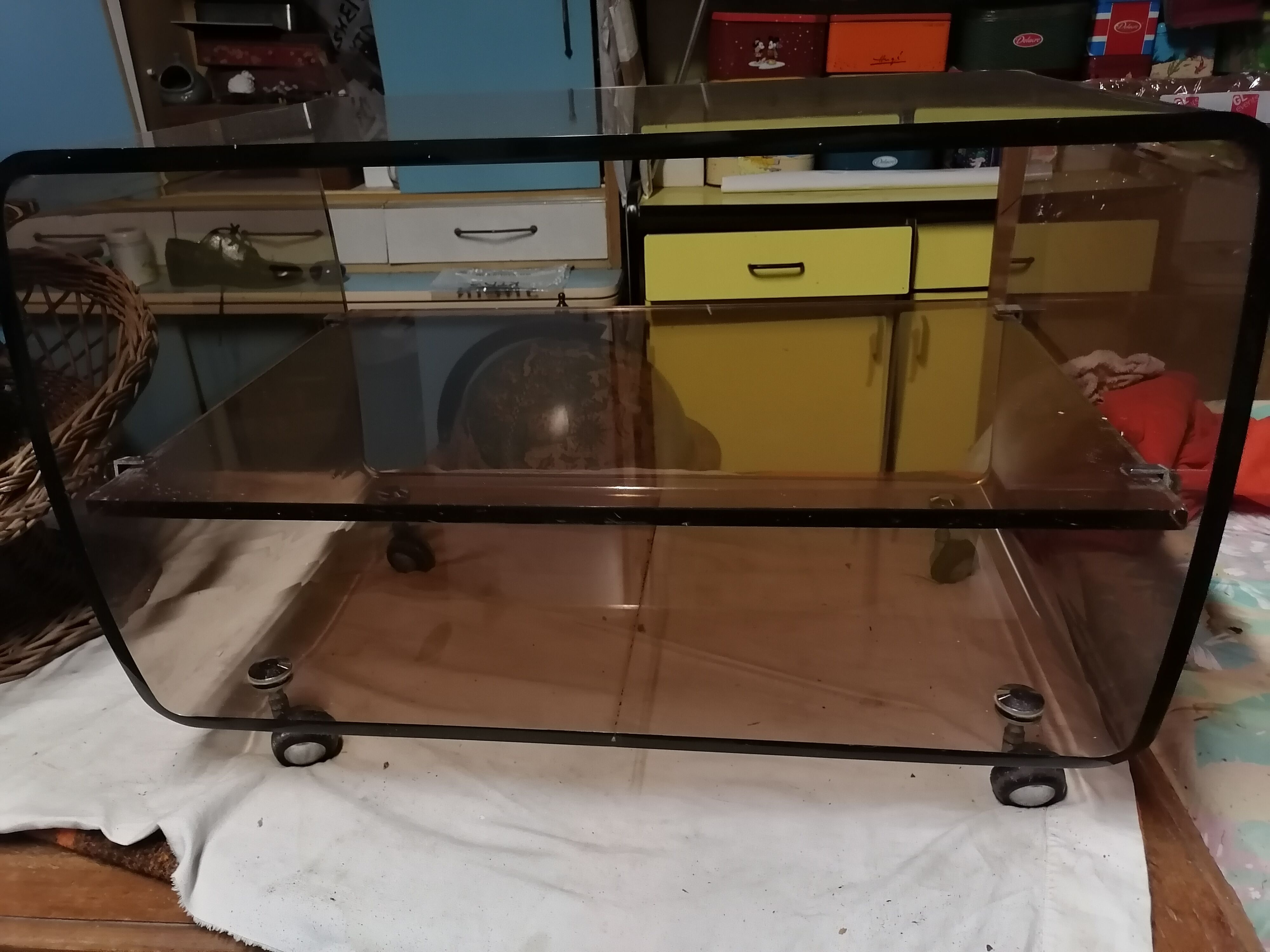 End of canae table castors plexi 1970