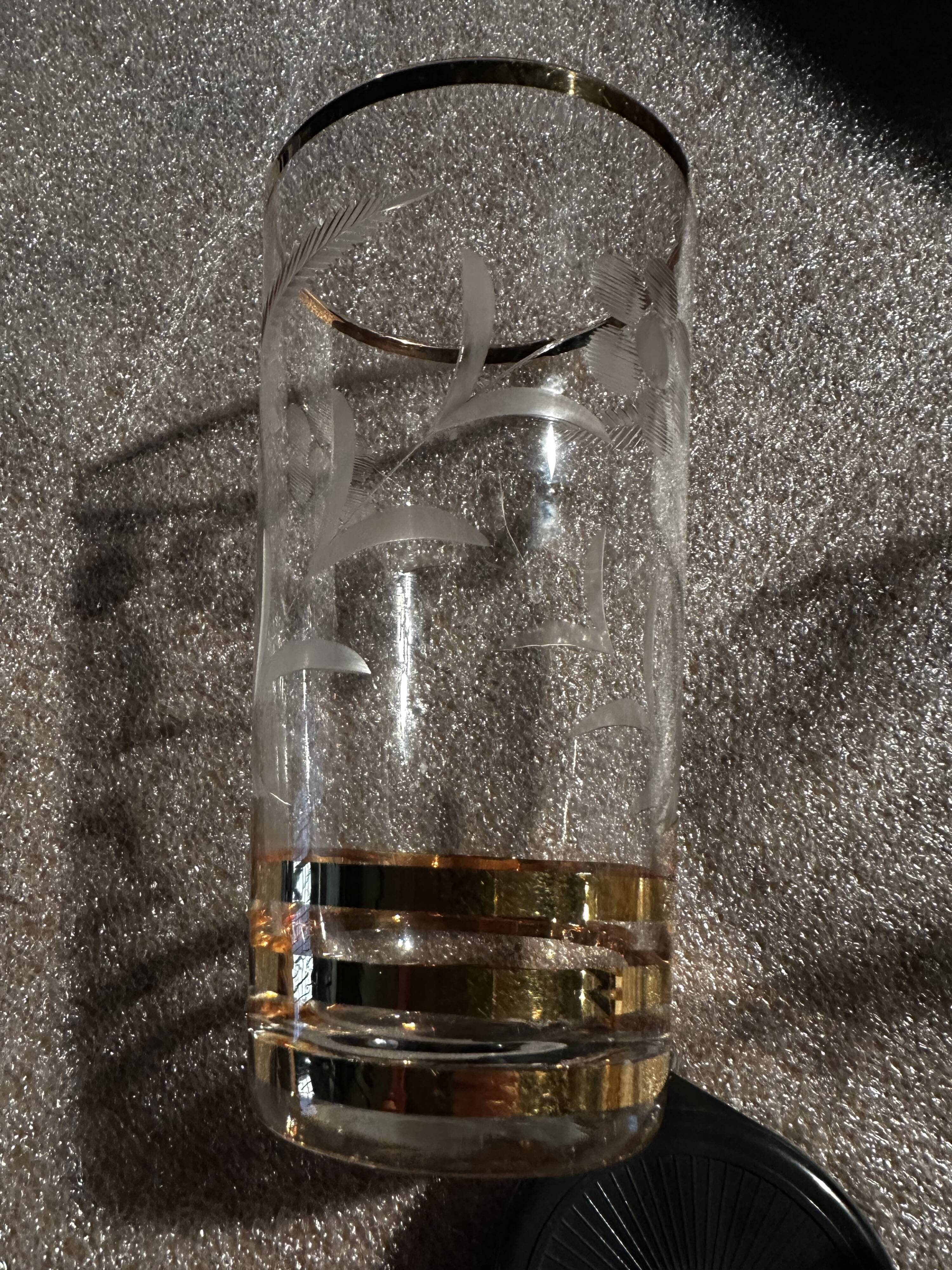 9 art-deco glasses in engraved crystal with gold trim