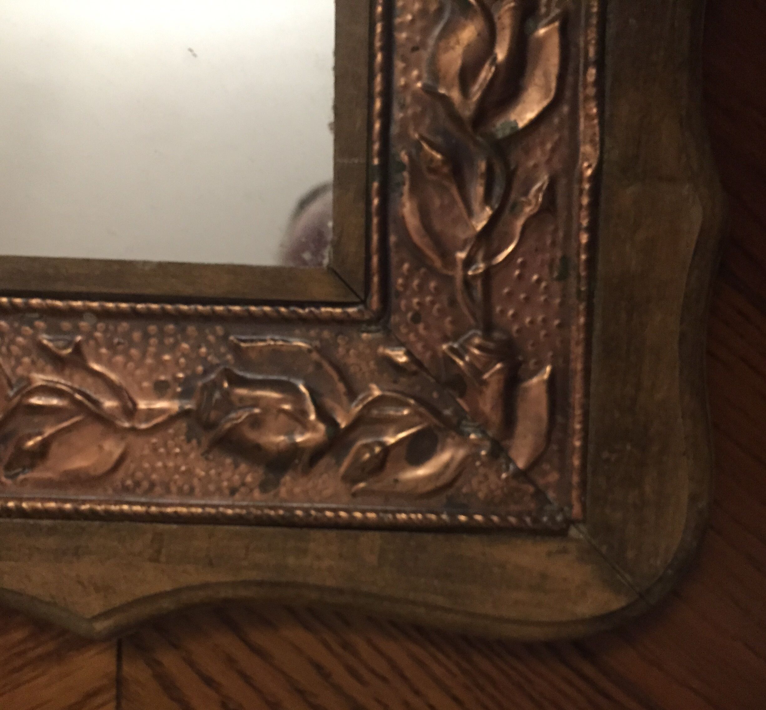 Former mirror wooden décor in copper 41x62cm