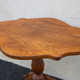 Violin table
