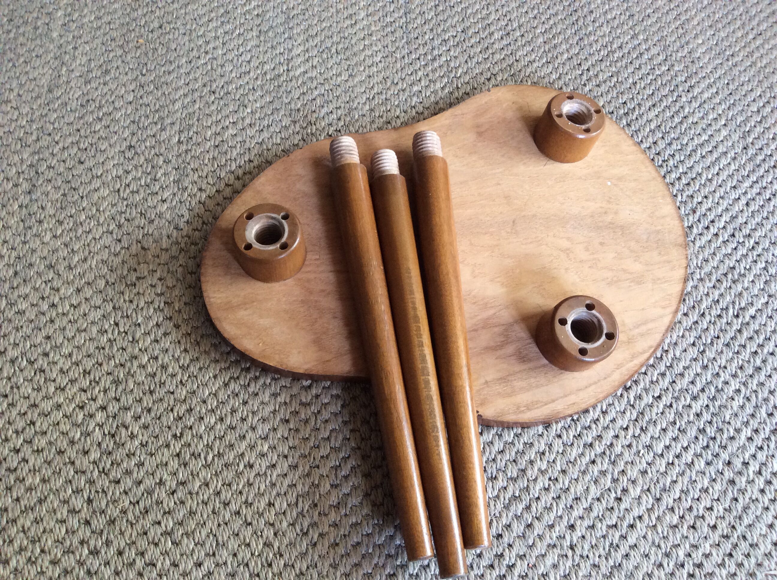 Side table pallet shape