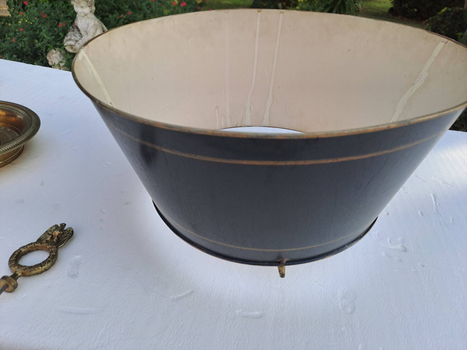 Empire style bouillotte lamp in bronze and sheet metal