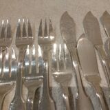 12 fish cutlery sets 24p silver plated metal goldsmith Francia uni-flat