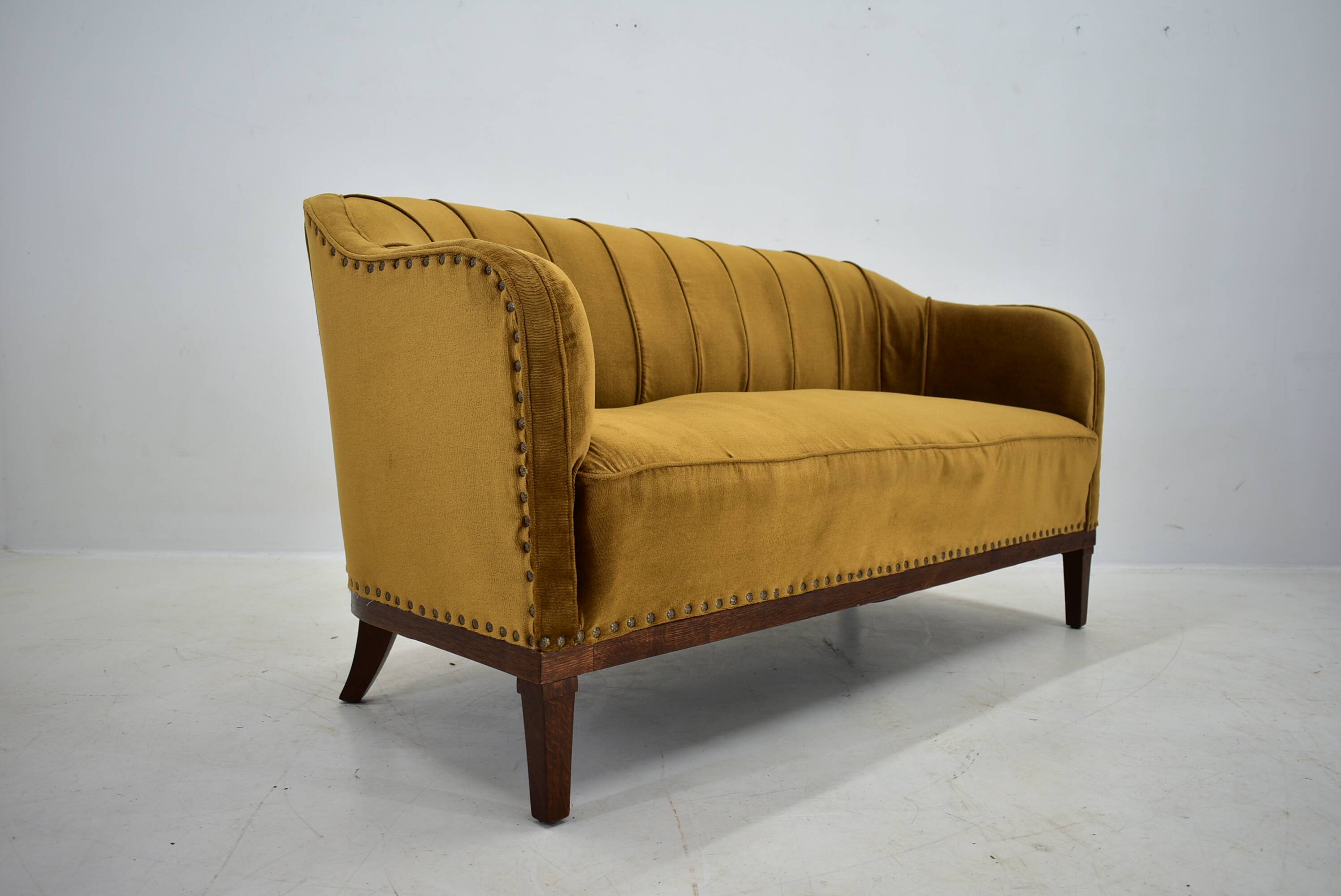 1930s Art Deco sofa, Czechoslovakia
