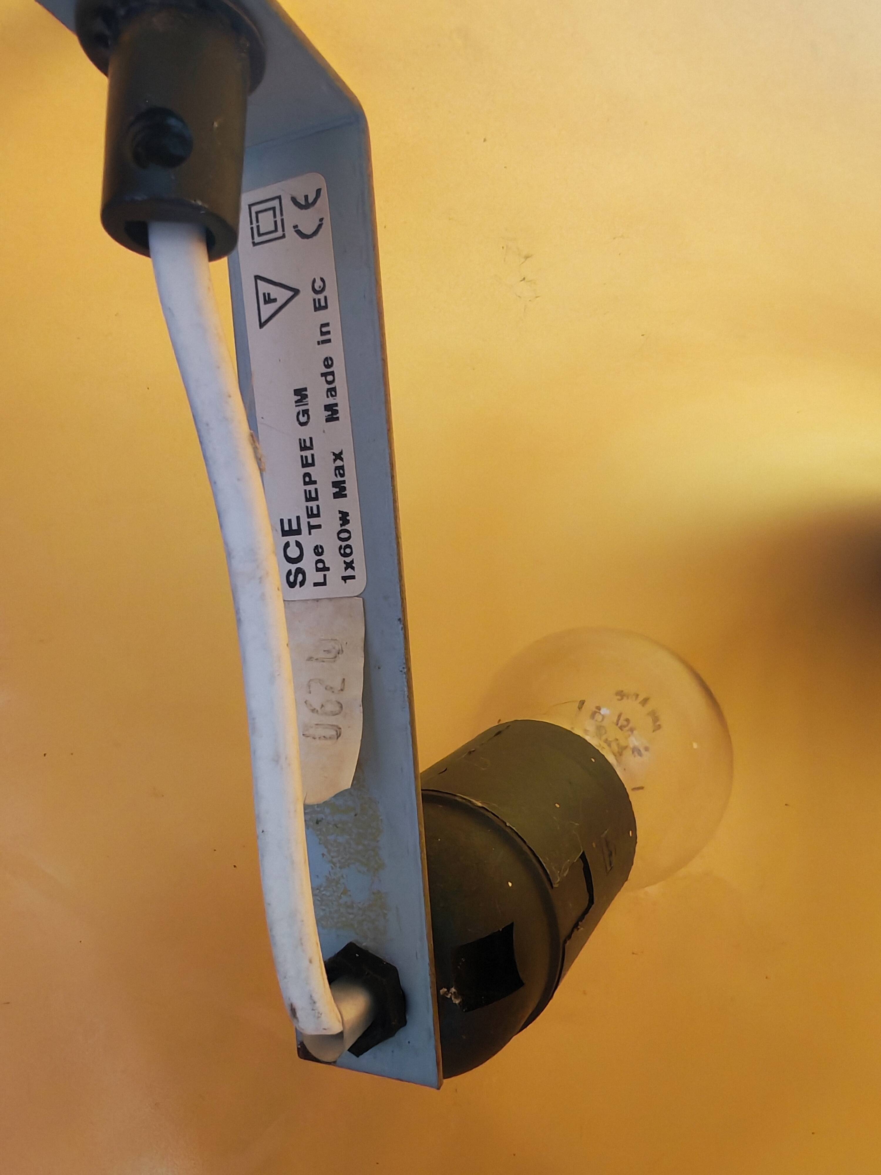 Lampe Teepee, années 80