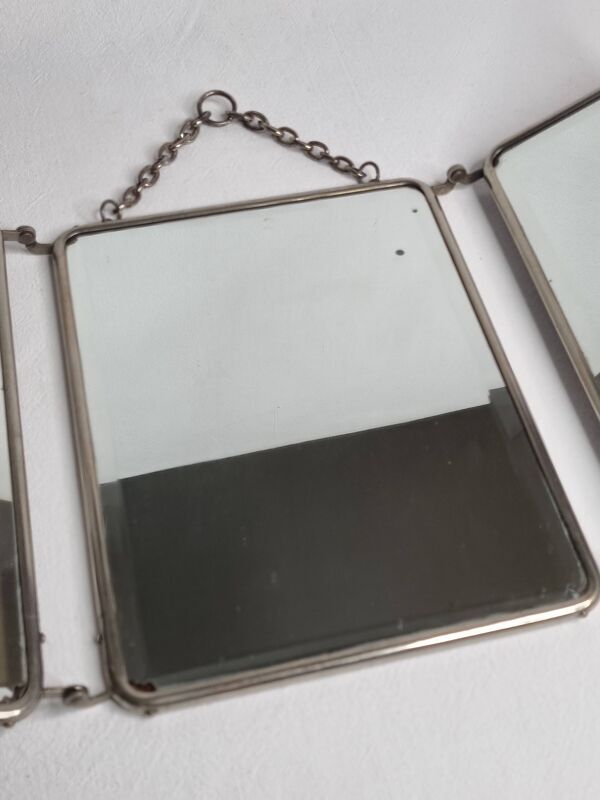 Ancien miroir de barbier triptyque, cadre métal et dos simili cuir 1930
