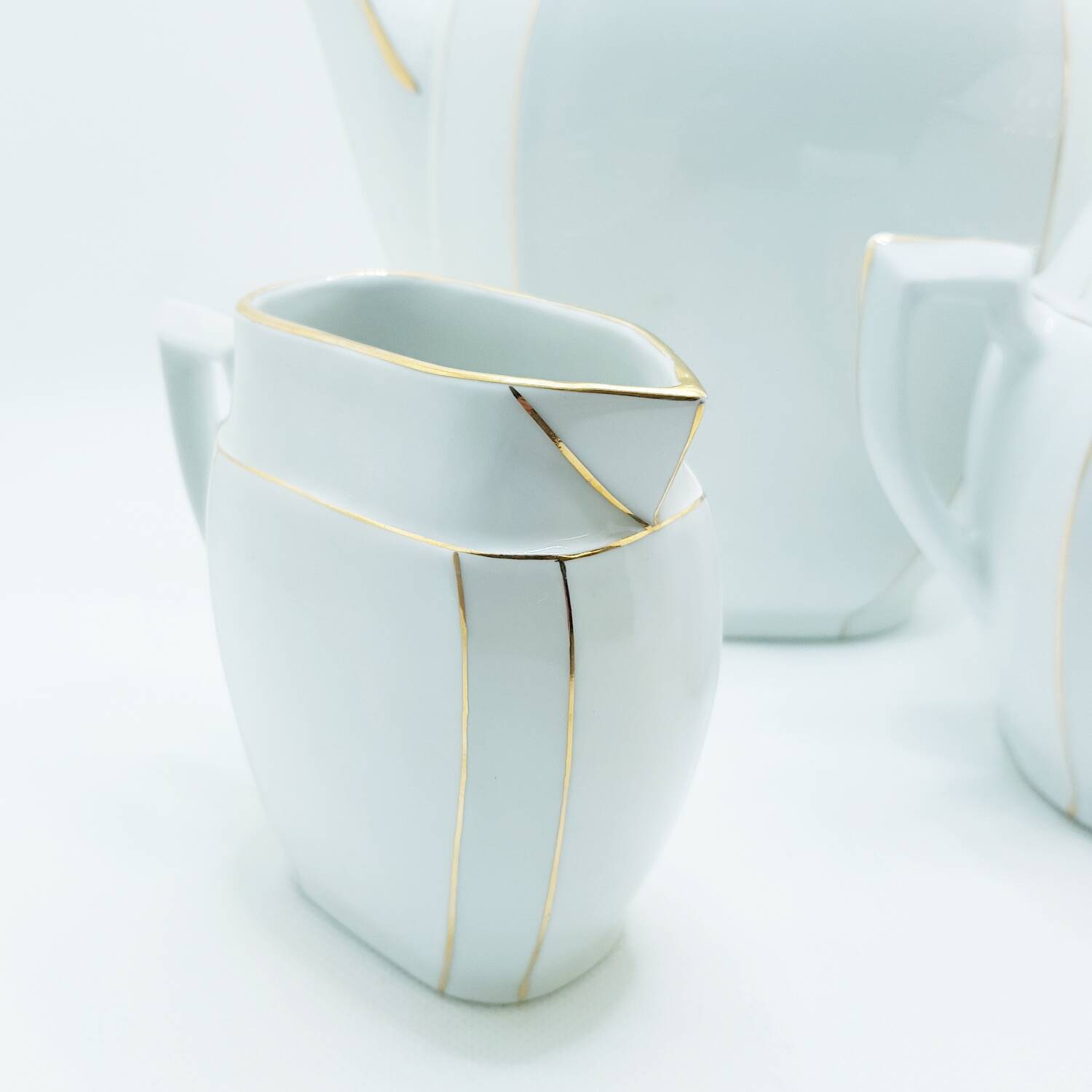 Art Deco tea/coffee service, 3 pieces