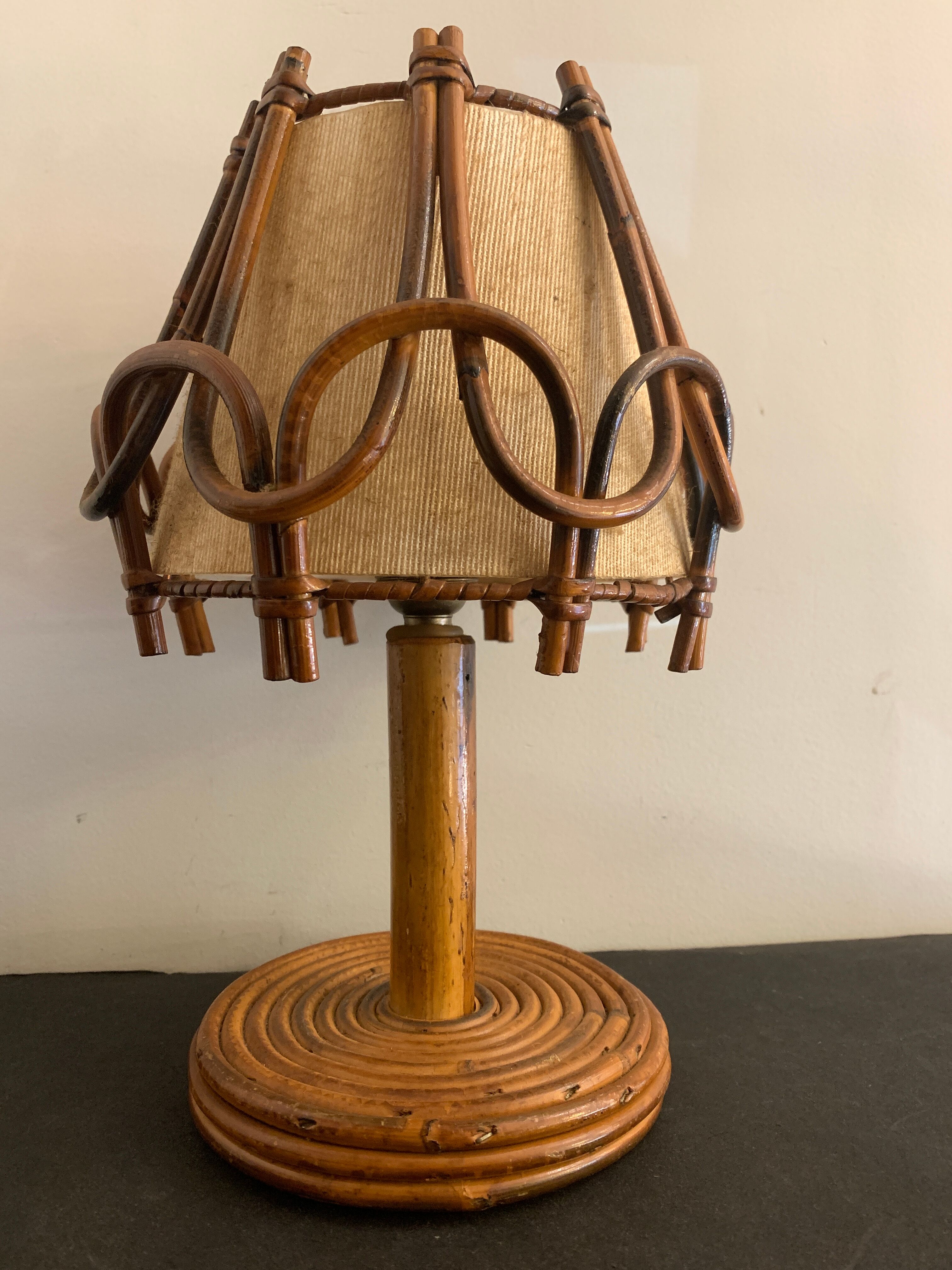 Lampe en rotin Louis Sognot 1950