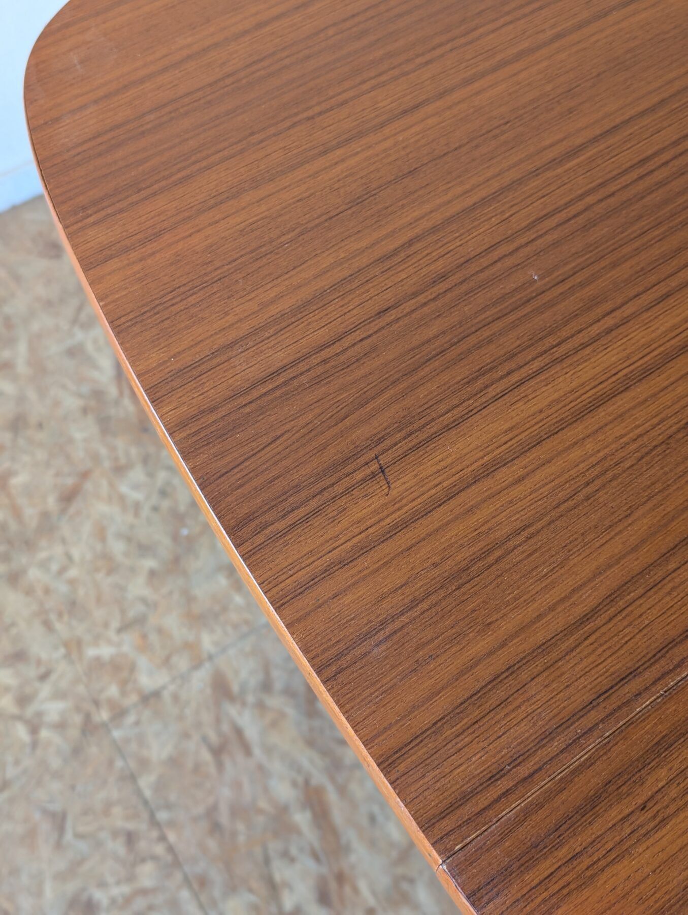Table carrée teck scandinave extensible années 60