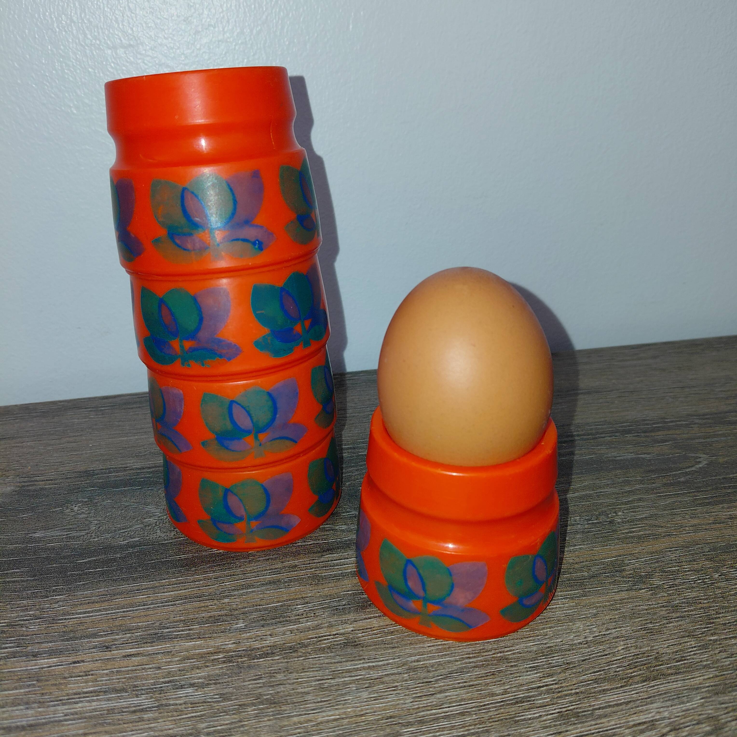 5 orange plastic egg cups EMSA