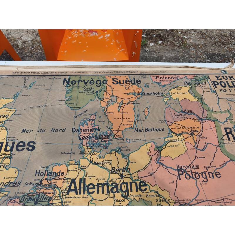 World map by P. Vidal de la Blache