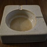 Square ashtray sandstone of the marsh