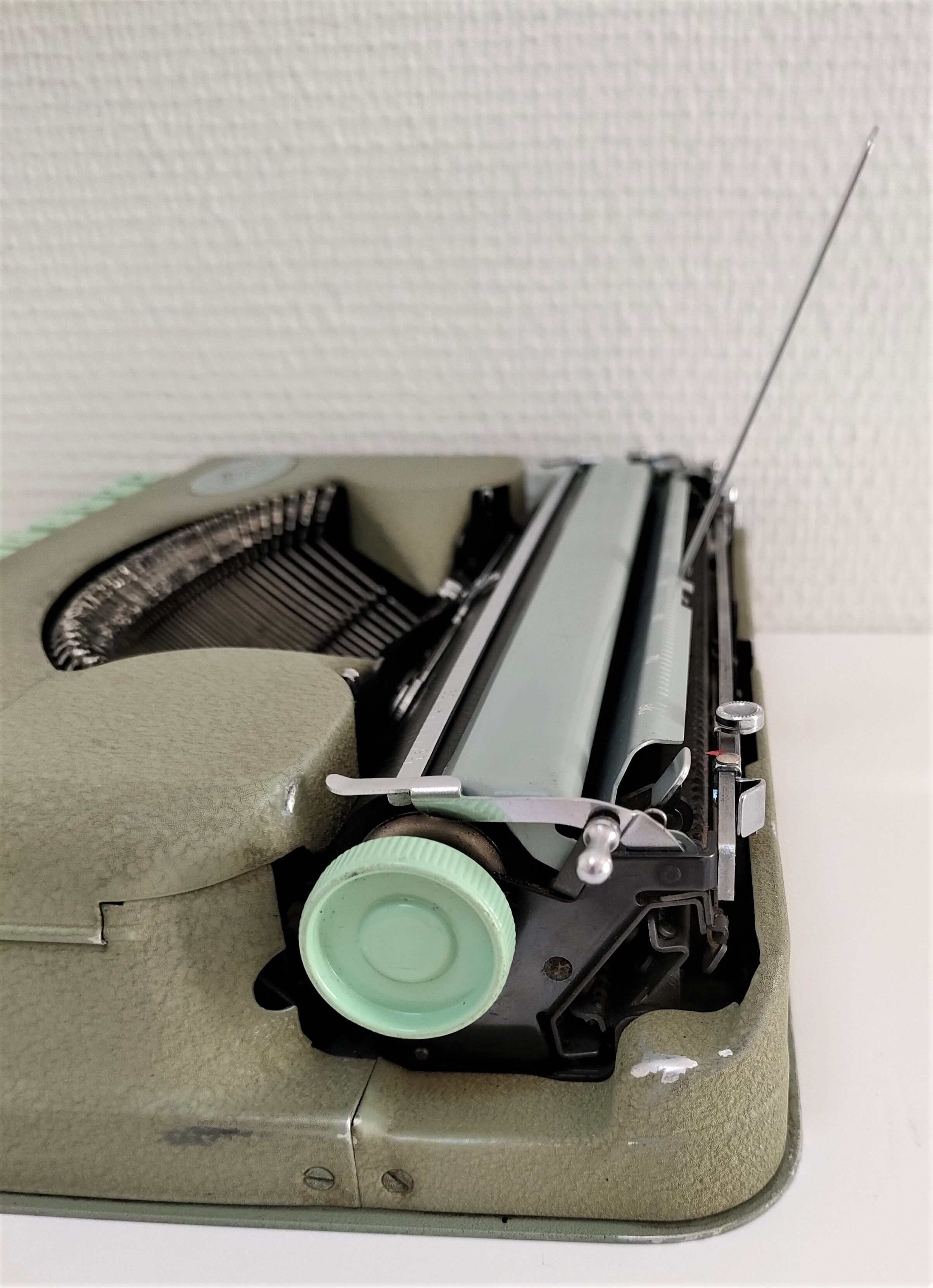 Hermes Baby typewriter 50s/60s