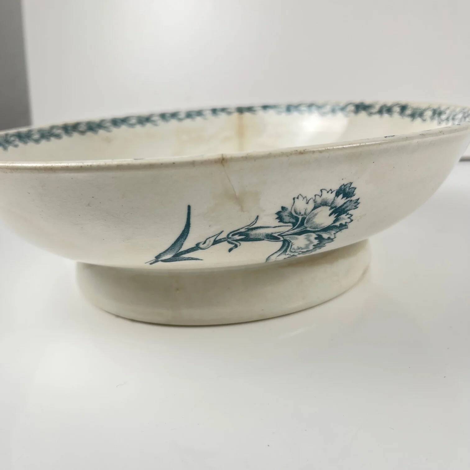 Footed bowl model "Carnation", KG Lunéville, ironstone, 19th century