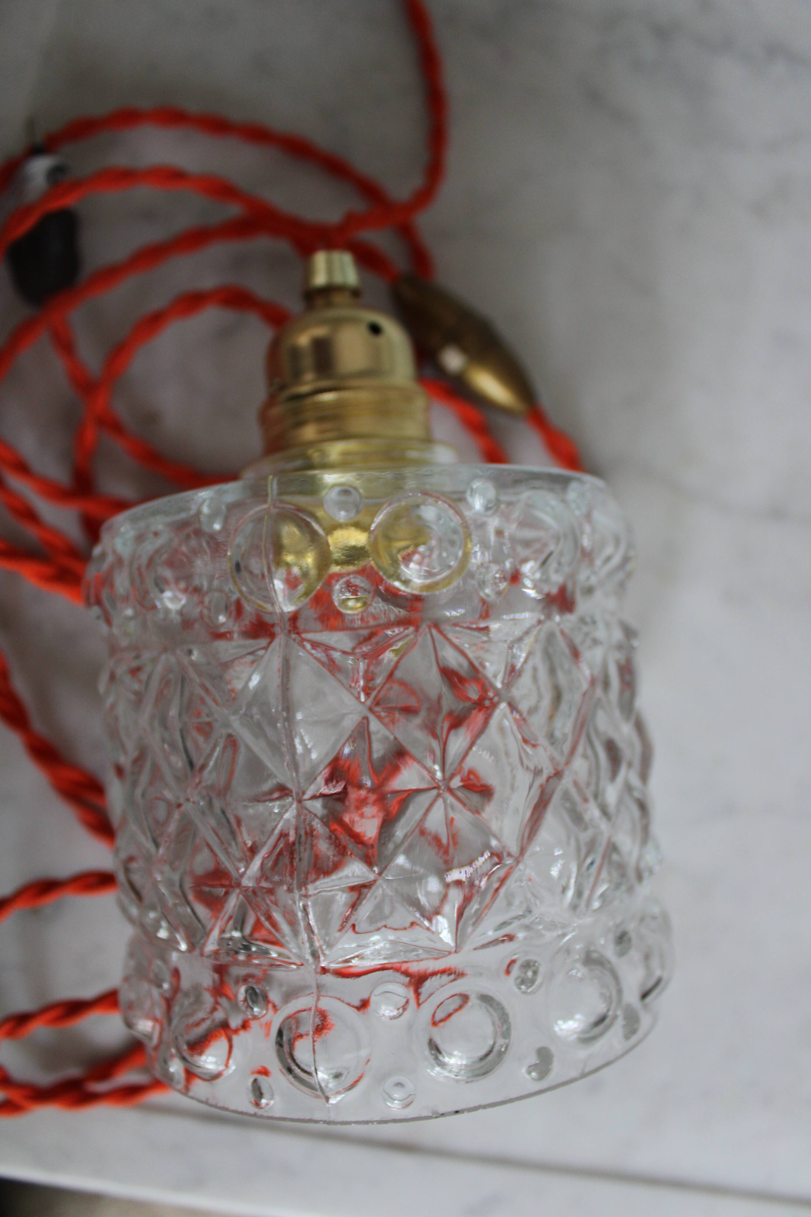 Moulded glass globe walk-in lamp