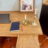 Bureau de maître d'école américain