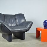 Leolux / vintage "tango" armchair in blue leather / jan armgardt / 1980s netherlands