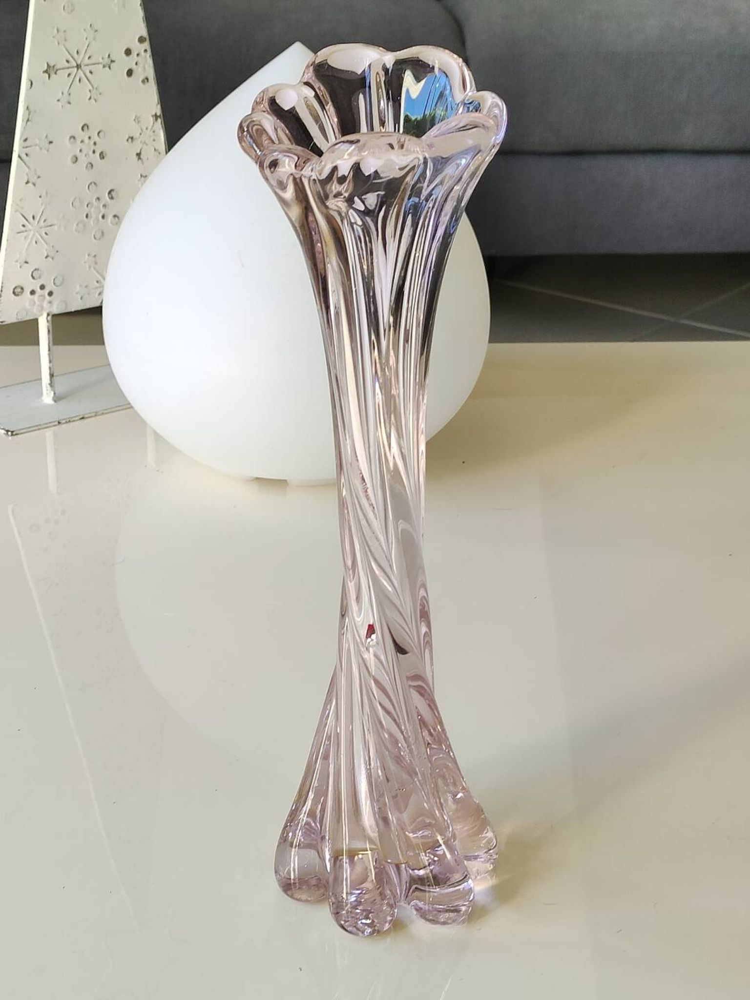 Grand Vase Design floral. En verre d Art soufflé Murano. Tons roses, 30,5cm