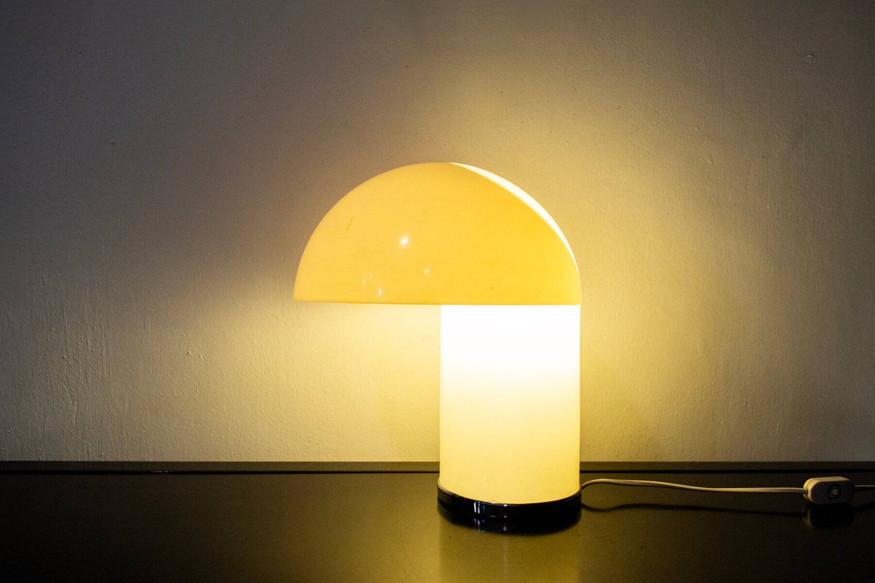 Leila table lamp in plastic by Marcello Siard for Collezioni Longato Padova, 1968