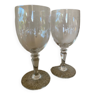 2 crystal wine glasses