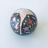 Decorative round box