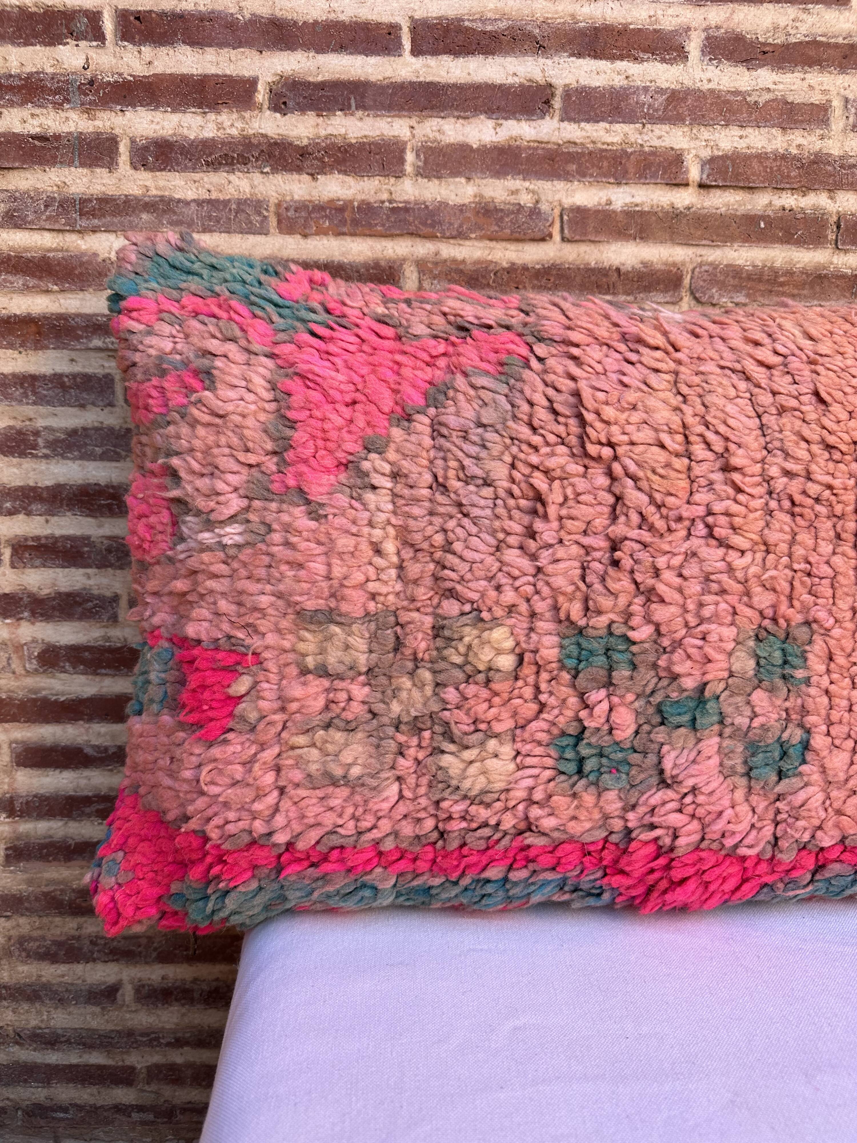 Beautiful vintage Berber Kilim cushion from Morocco