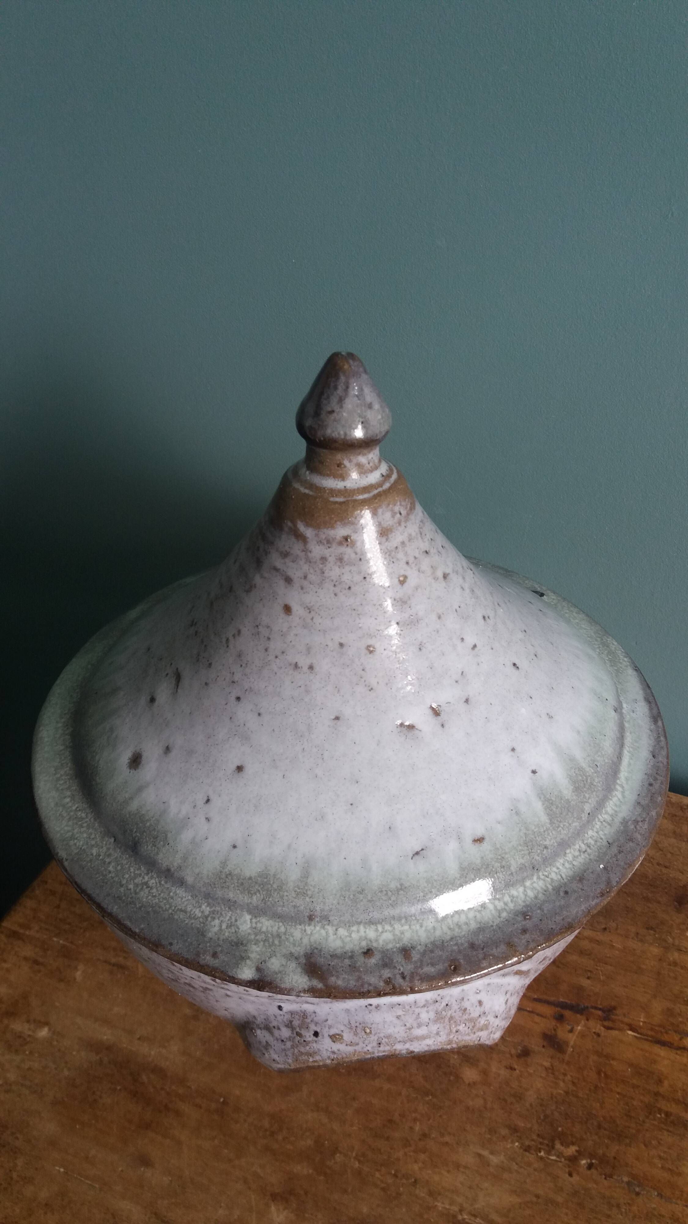 Soup tureen signed Les poteries de la Vallée Noire