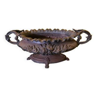 Classic French Cast Iron Oval Jardiniere, late 19th century.